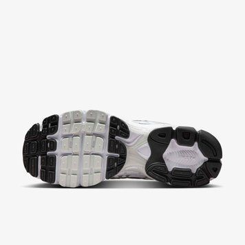Кросівки Nike W AIR MAX MOTO 2K HQ2056-103 фото