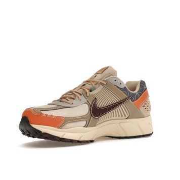 Кросівки Nike ZOOM VOMERO 5 FZ5051-121 фото
