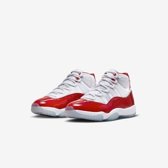 Кросівки Jordan 11 Retro Cherry (2022) CT8012-116 фото
