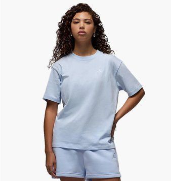 Футболка жіноча Nike Essentials (FN4500-407) FN4500-407 фото