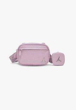 Сумка на пояс Jordan Monarch Camera Bag (1L) (WA9164-AMG) WA9164-AMG фото