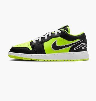 Кросівки Jordan 1 Low SE Black Cat Volt (GS) DX6666-701 фото
