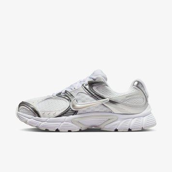 Кросівки жіночі Nike W V5 Rnr (HQ7901-112) HQ7901-112 фото