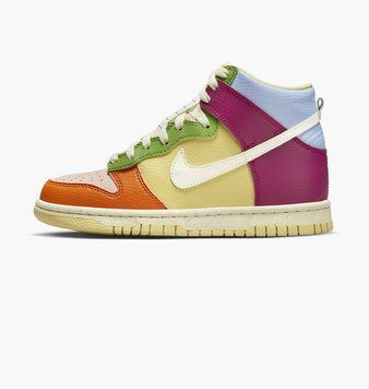 Кросівки Nike Dunk High Next Nature International Day of the Girl (GS) DZ5638-500 фото