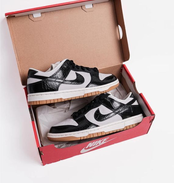 Кросівки жіночі Nike Dunk Low Lx (FJ2260-003) FJ2260-003 фото