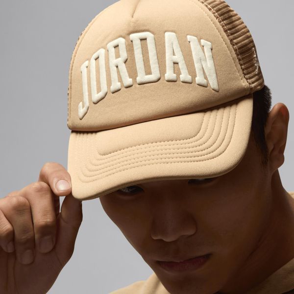 Кепка Jordan Trucker Hat (9A0940-J34) 9A0940-J34 фото