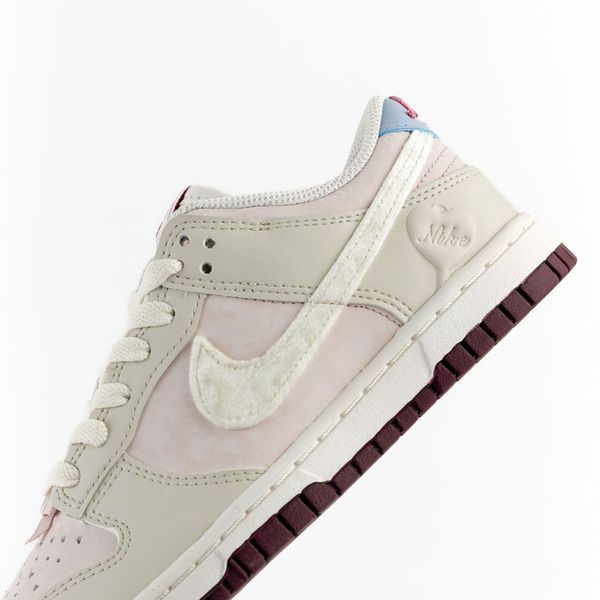 Кросівки жіночі Nike Dunk Low Valentine&rsquo;S Day (IQ1145-610) IQ1145-610 фото